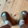 Adidas Yeezy Slide 42