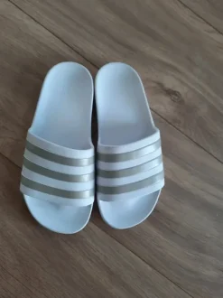 Adidas-Adiletten