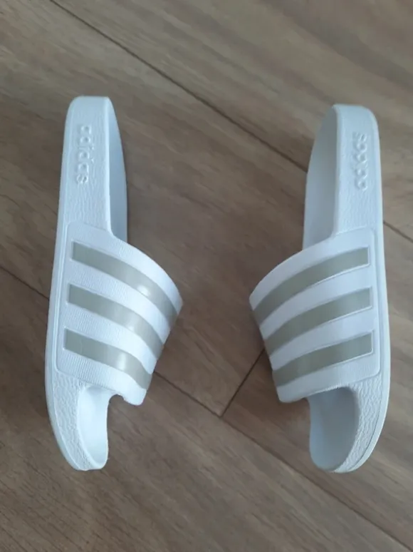 Adidas-Adiletten