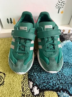 Adidas-Sneaker