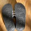 Adilette