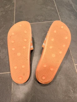 Adilette in salmon pink 46