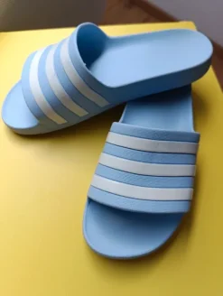 Adiletten Babyblau Gr. 40