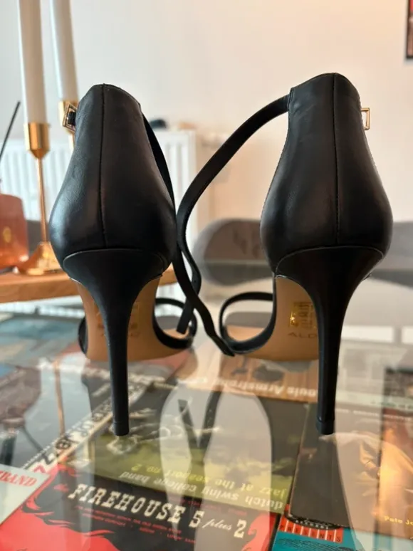 Aldo-Sandalen mit Absatz
