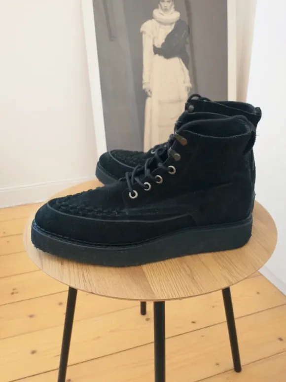 AllSaints Boots