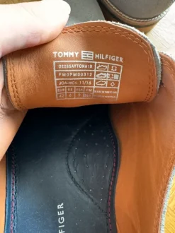 Anzugsschuhe Tommy Hilfiger Graues Wildleder