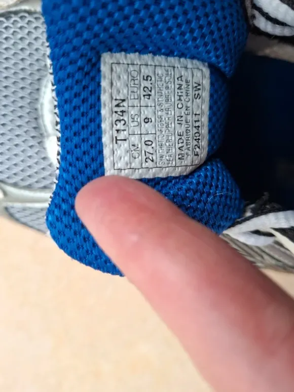 Asics blau