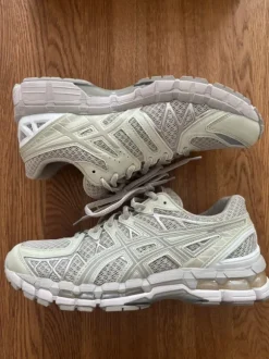 ASICS Gel Kayano 20 fossil/cream