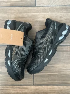 Asics Gel-Kayano 14 Black
