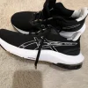 ASICS Gel-Pulse 14 Sneaker Schwarz/Weiß – Größe 40 🖤