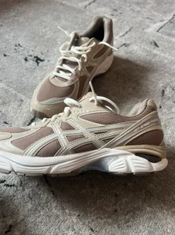 Asics GT-2160 Pepper/Putty Size 44.5
