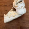 ASICS Hallenschuhe