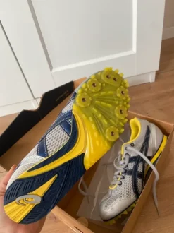 ASICS Hyper-LD Leichtathletik Spikes / Laufschuhe – Neu – Gr. 40,5 (US 8 / UK 7)