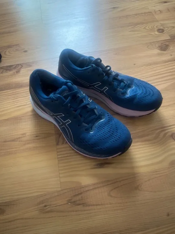 Asics Laufschuhe