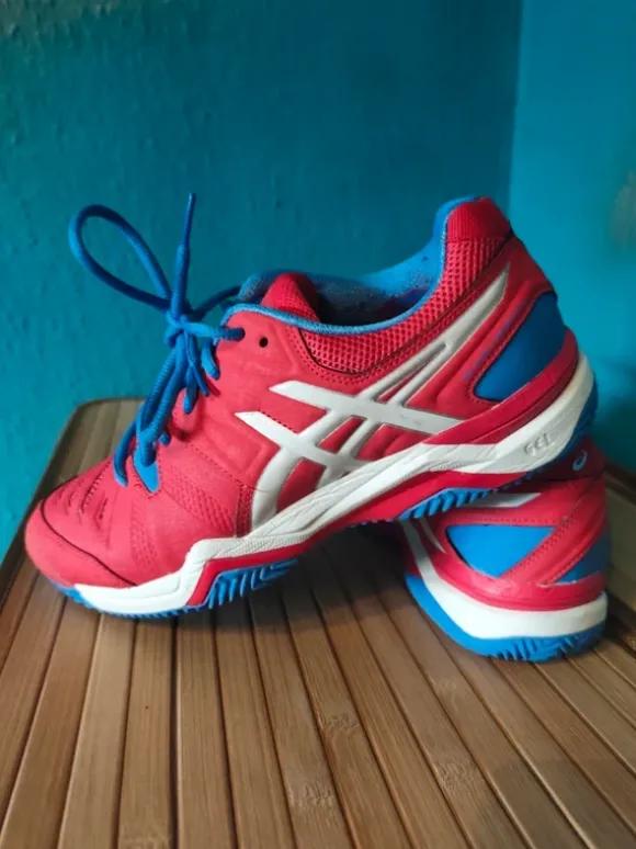 Asics Laufschuhe Gr.39,5
