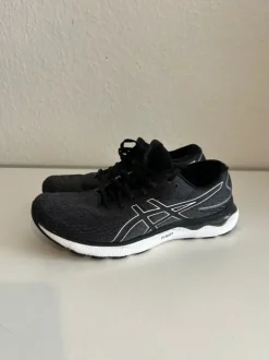 ASICS Laufschuhe Schwarz Weiß Gel nimbus 24 Gr.45