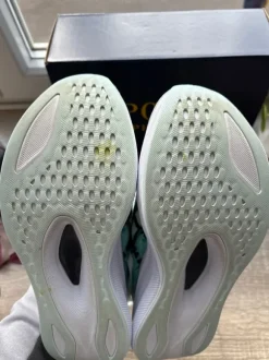 Asics Magic Speed 4 | size 41.5 | turquoise | running with carbon plate