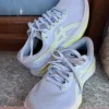 ASICS Stratus 4
