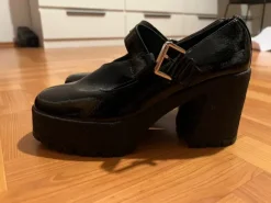 Asos - Mary-Jane-Schuhe