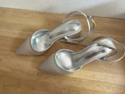Asos Be Mine Brautschuhe