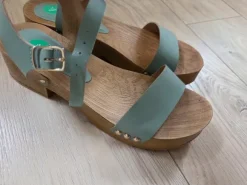 Asos Clogs Holz in mint Neu 37