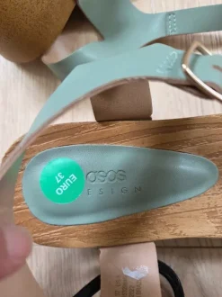 Asos Clogs Holz in mint Neu 37