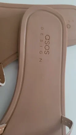 ASOS Sandalen💓