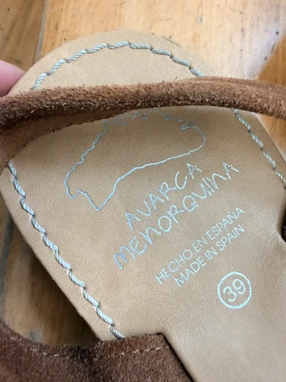 Avarca Menorquina Sandalen in Braun/Wildleder-Optik Gr. 39