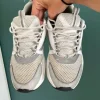 B22 white