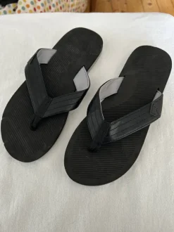 Bade Schuhe/Zehentrenner