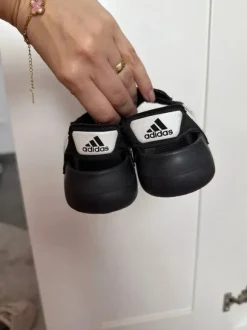Badelatschen Adidas
