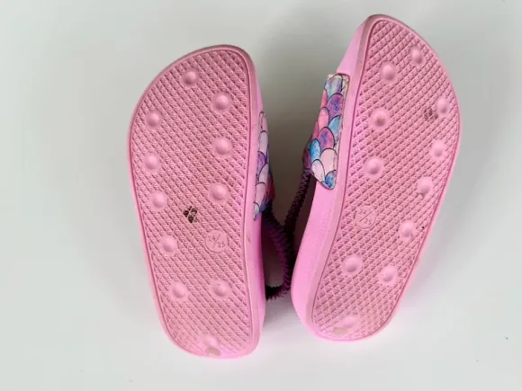 Badelatschen/Badeschuhe in Größe 24/25 in rosa von watelves
