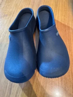 Badeschuhe / Clogs – Größe 43 (eher 42,5) sehr guter Zustand