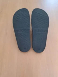 Badslippers adidas