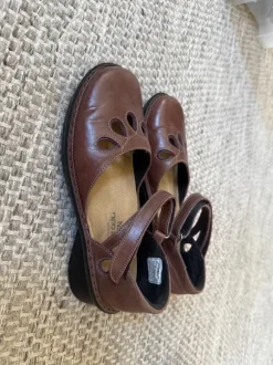 Ballerina Naot 36 NEU