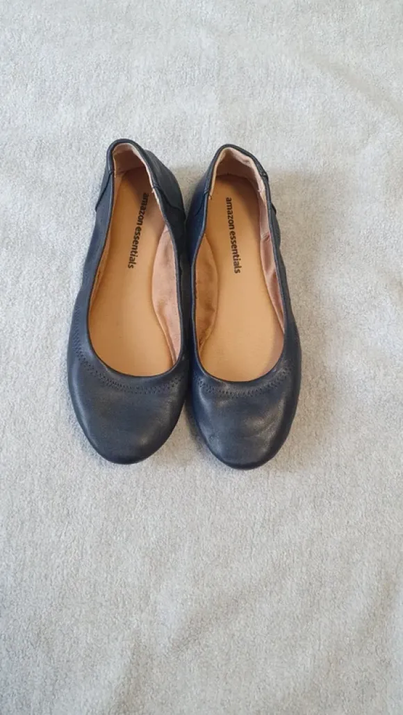Ballerina von Amazon Essentials Gr. 6 / 36
