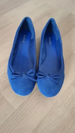 Ballerinas in royalblau, Größe 39