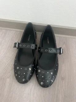 Ballerina’s met studs