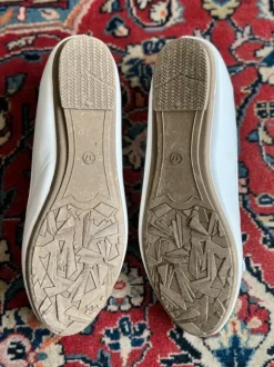 Ballerinas mit Schleife