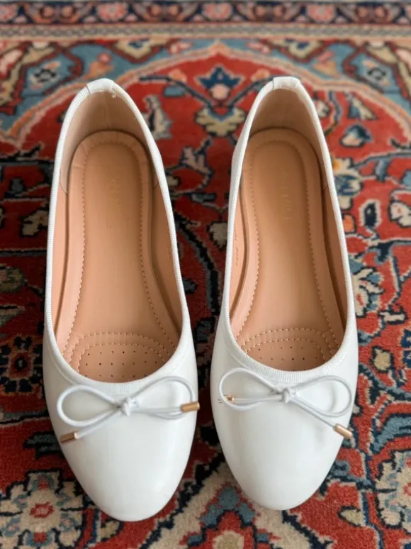 Ballerinas mit Schleife
