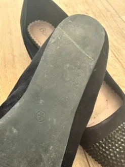 Ballerinas schwarz Gr 43 mit Steinen