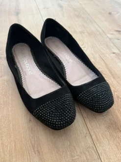 Ballerinas schwarz Gr 43 mit Steinen