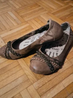 Ballerinas von Mustang braun