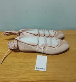 Ballerines Bershka taille 37