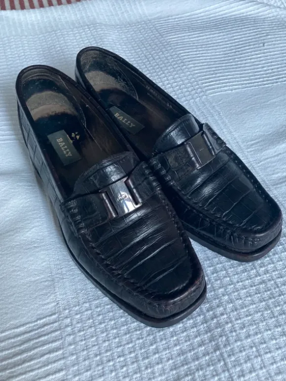 Bally vintage croc embossed loafers 38