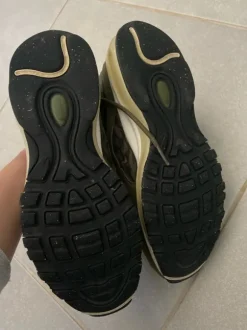 Basket nike Taille : 40