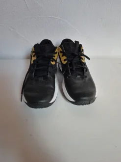 Basketball Schuhe Under Armour 39