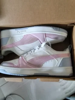 Baskets femmes, puma, neuves , 38