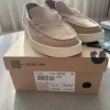 Beige loafers maat 39