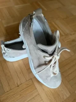 beige luxury Sneaker Paul green super soft